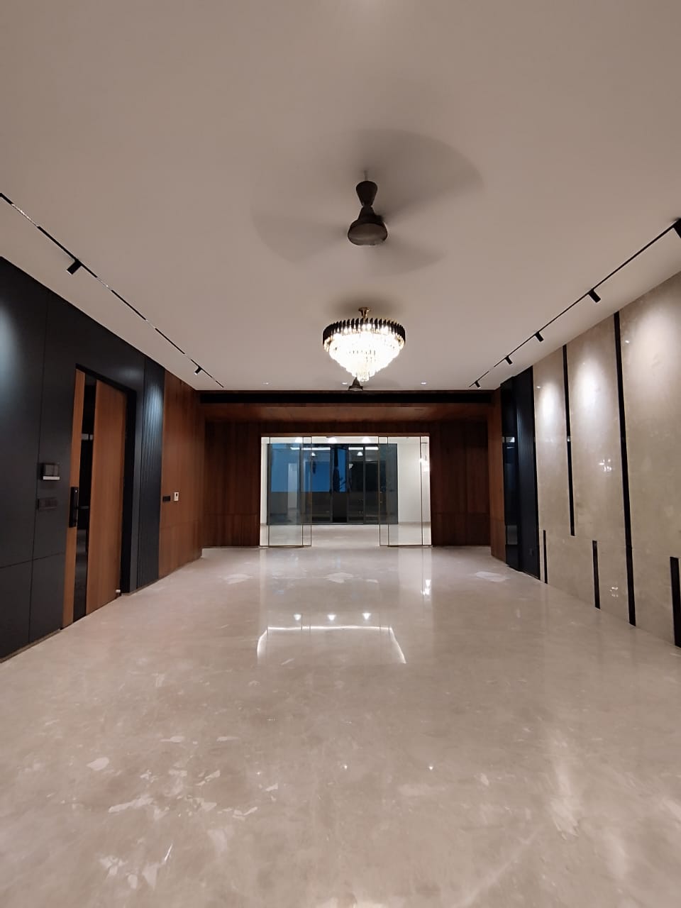 Builder Floor in Nirvana